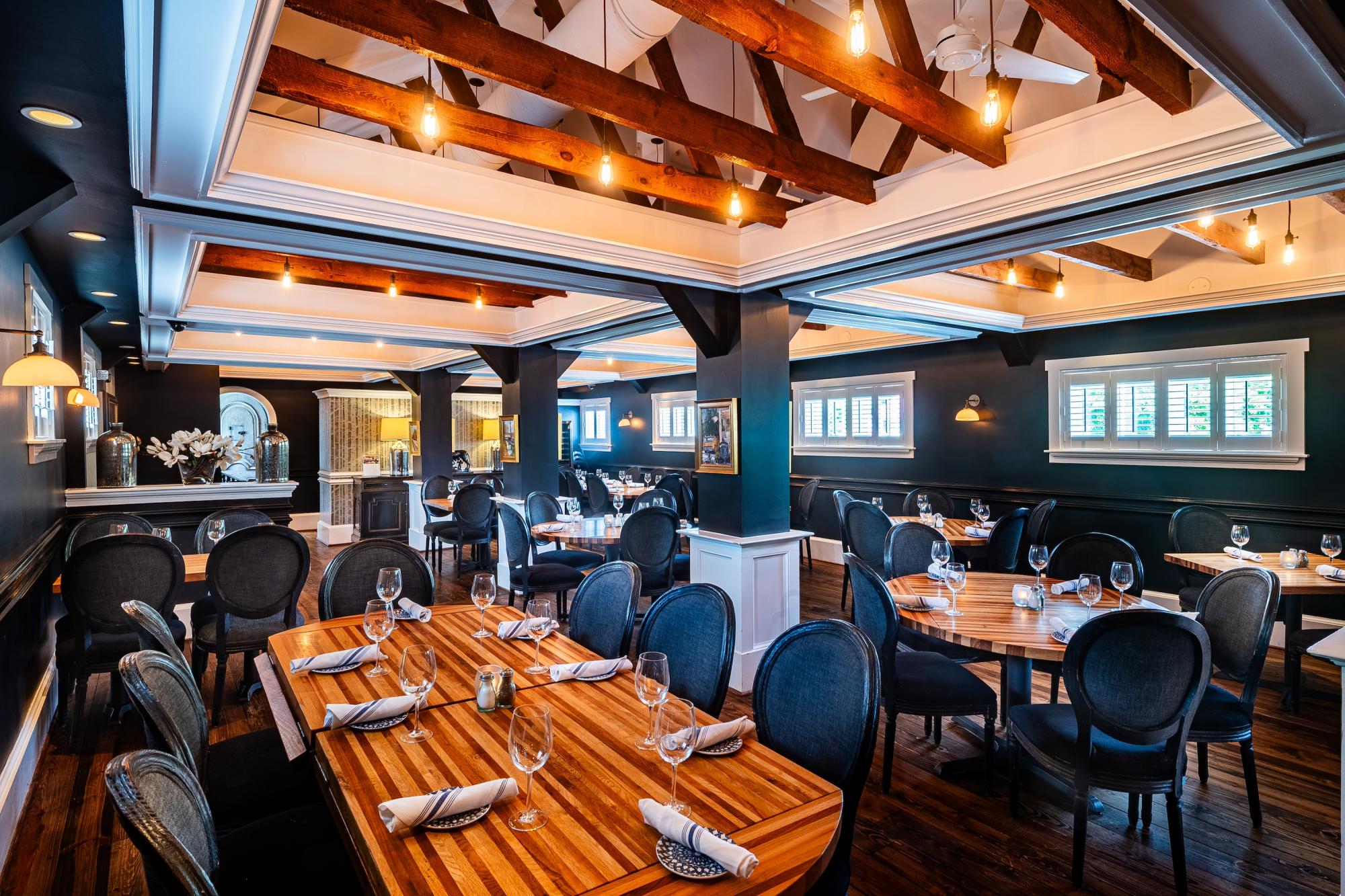 Trattoria Villagio: Toscana Room